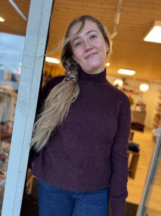 Vinr&oslash;d, bordeaux eller hvad vi kalder den, er en st&aelig;rk farve denne vinter