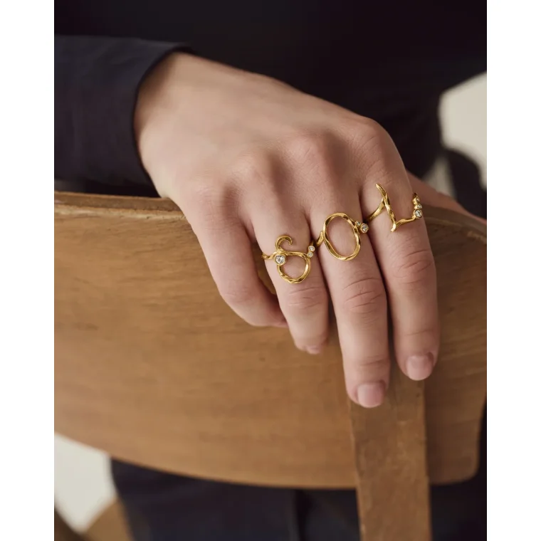 Maanesten - S Alphabet Ring - Forgyldt