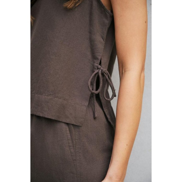 Neo Noir - Svetlana linen Top - Dark brown