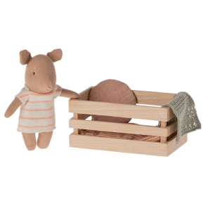 Maileg - Gris i tr�kasse, Baby - Pige