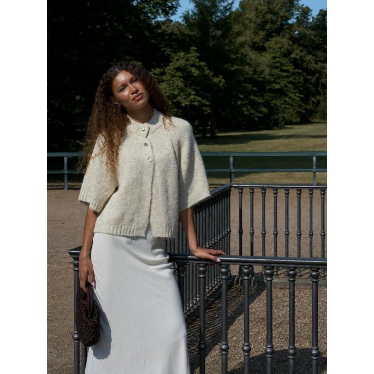 Neo Noir - Benuta Fluffy Knit Cardigan - Ivory