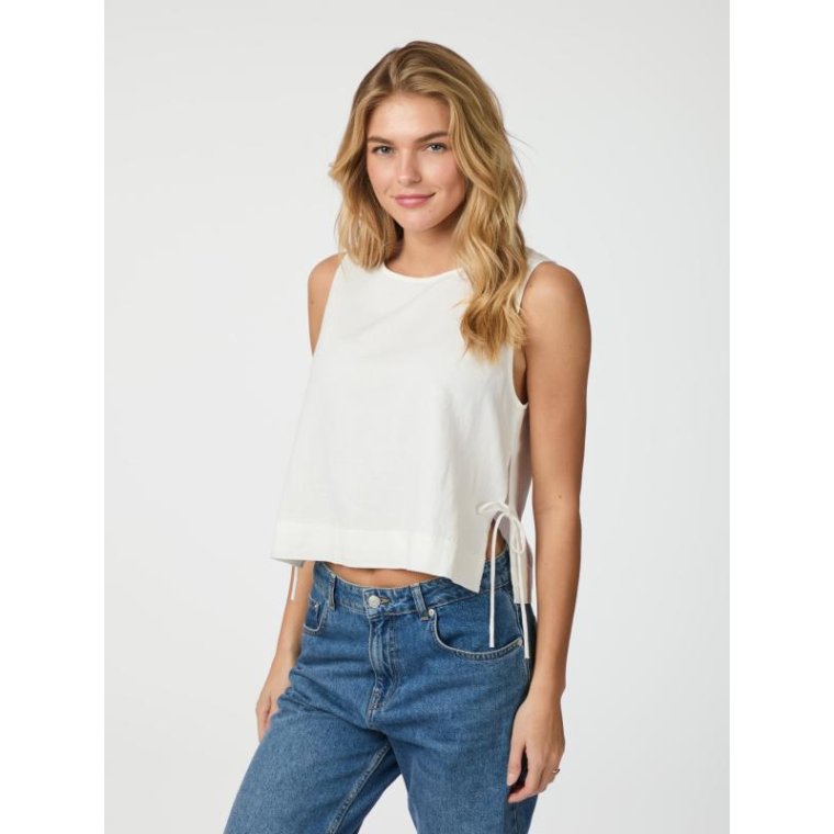 Neo Noir - Svetlana linen Top - White