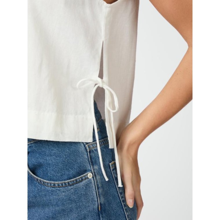 Neo Noir - Svetlana linen Top - White