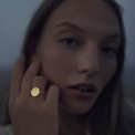Maanesten - Sunna Ring - Forgyldt