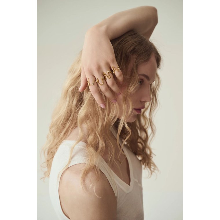 Maanesten - A Alphabet Ring - Forgyldt