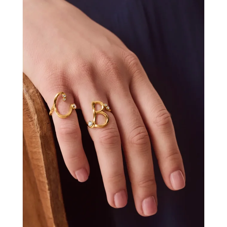 Maanesten - C Alphabet Ring - Forgyldt
