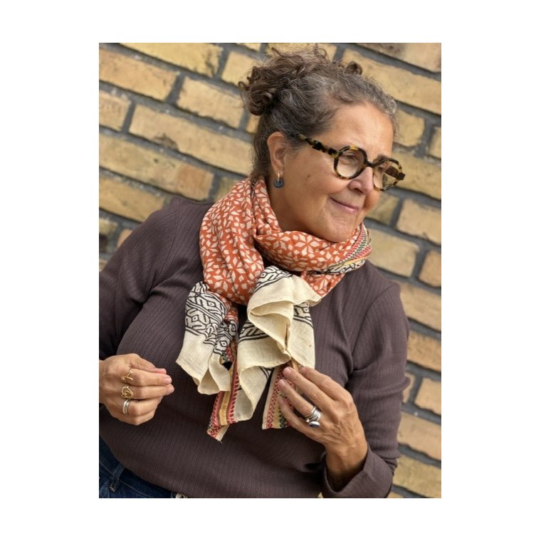 Craft Sisters - Bagru Scarf - Rust - 119