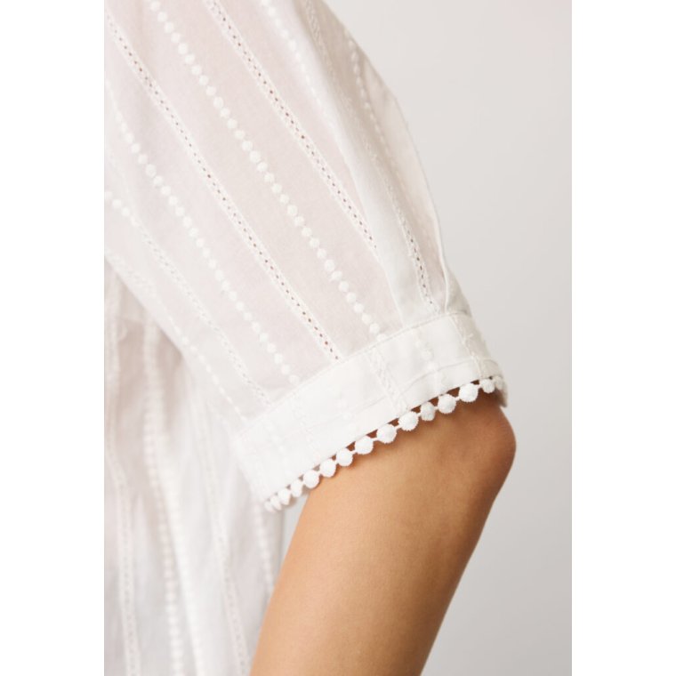 Co`couture - BessiCC V-Blouse - Off-White