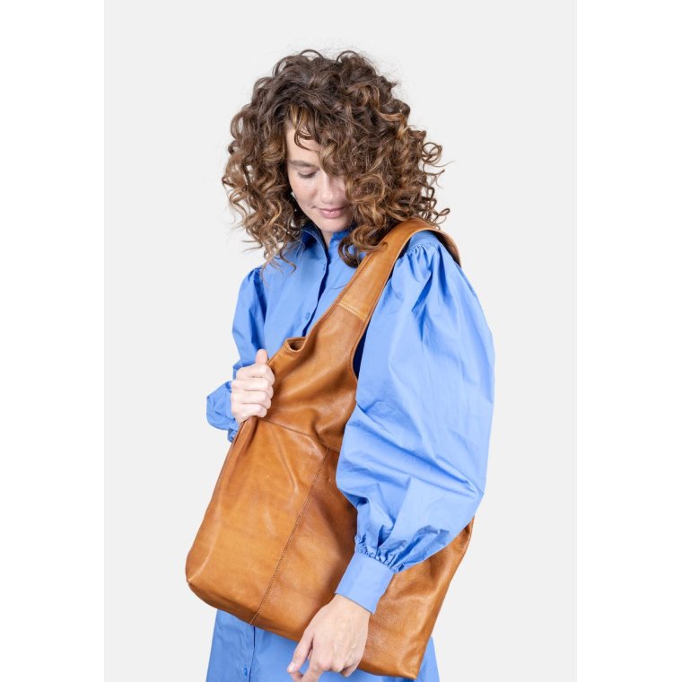 REDESIGNED - Lyra Urban Shopper