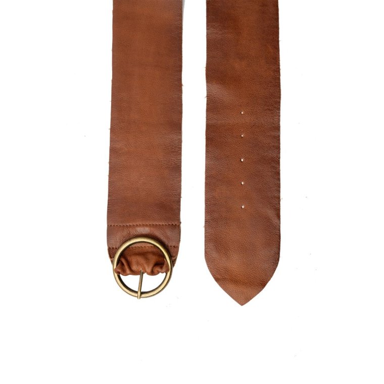 REDESIGNED - Hila - Walnut