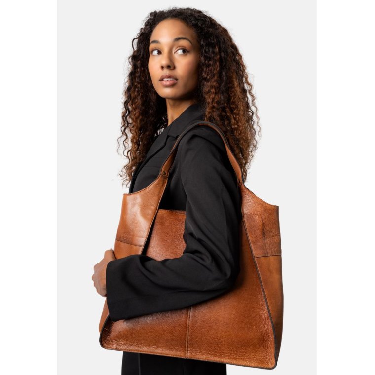 REDESIGNED - Jona Big - Walnut