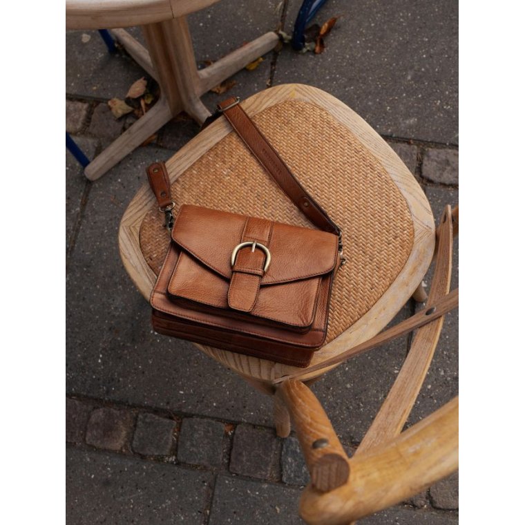 REDESIGNED - Neko - Walnut