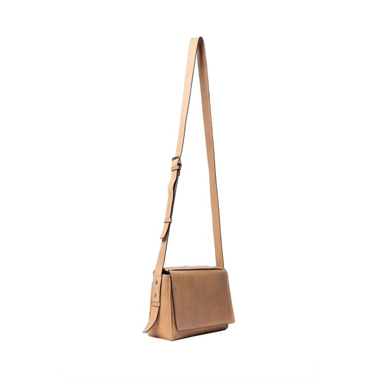 REDESIGNED - Nory - Camel