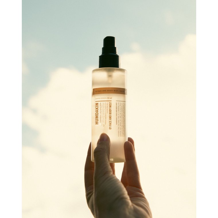 HUMDAKIN - 01 Face and Body Mist