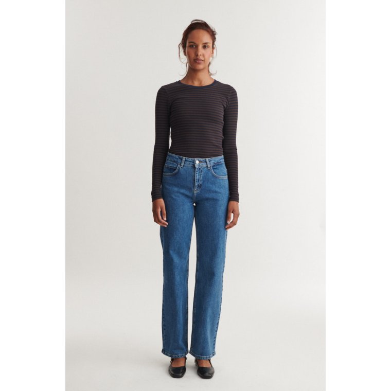 BASIC APPAREL - Ludmilla LS Tee - Chocolate Torte/Black