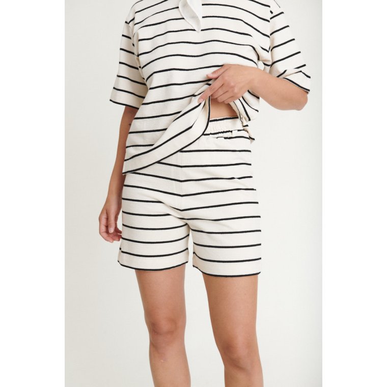 BASIC APPAREL - Anneli Shorts - Birch/Black
