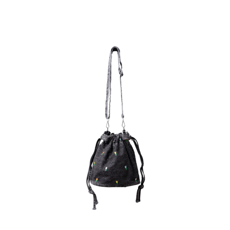 BLACK COLOUR - BCTULIP bucket bag - Black