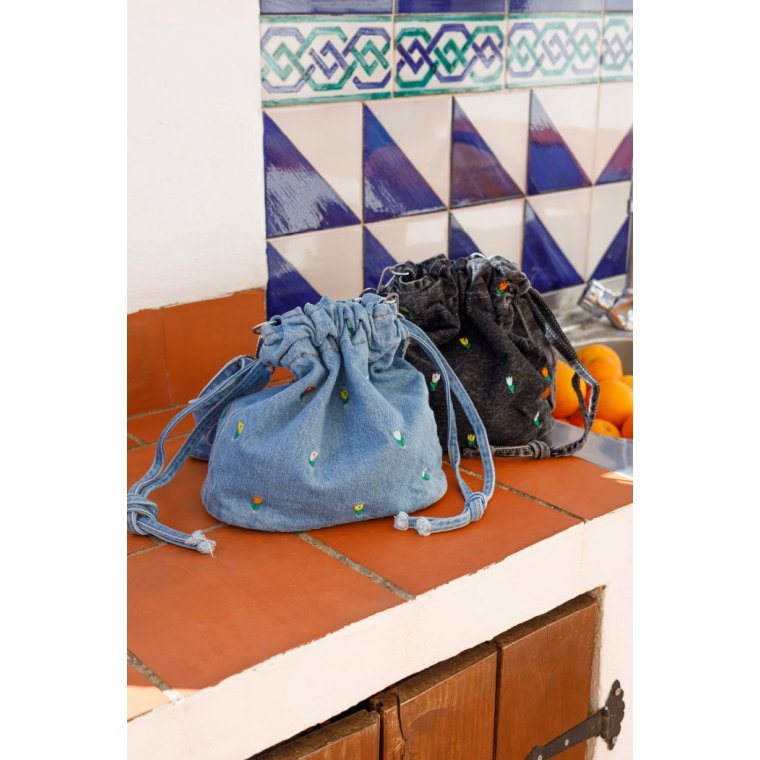 BLACK COLOUR - BCTULIP bucket bag - Lt. Denim