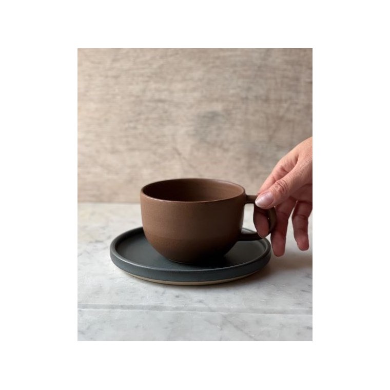 Julie Damhus Studio - OKTOBER hndlavet tekop