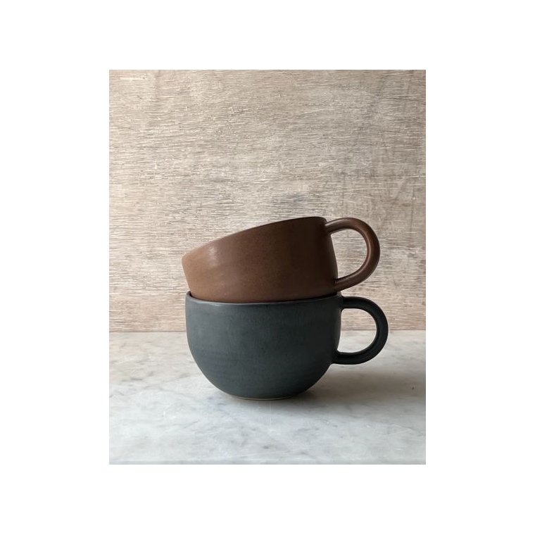 Julie Damhus Studio - OKTOBER hndlavet tekop