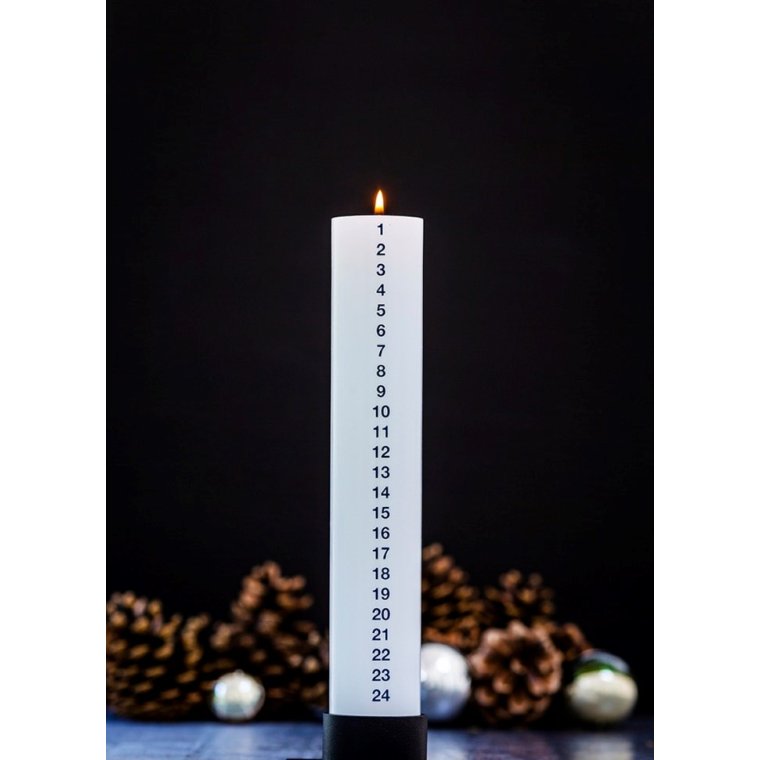 KunstIndustrien - December Candle, 5 x 30 cm. RSPO Stearin. EN 15426	