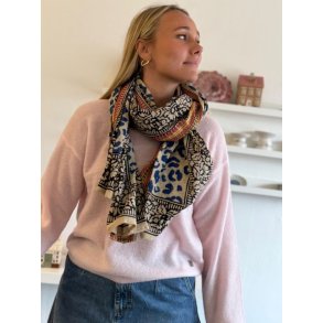 Craft Sisters - Bagru Scarf - Blue Leo