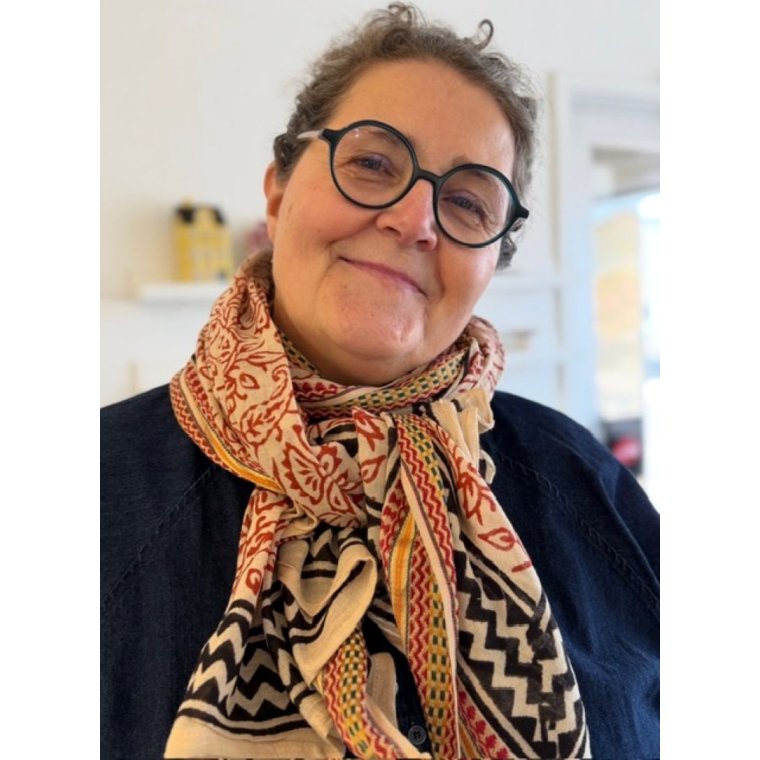 Craft Sisters - Bagru Scarf - Ruby Red 321