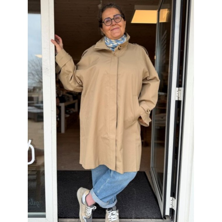 N�MPH - NUFLORIAN COAT - Sesame