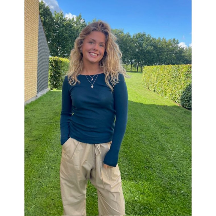 By Basics - 4002 Shirt R-Neck L/S