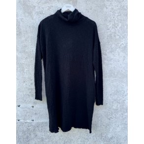 By Basics - 7501 dress wide roll neck - Black