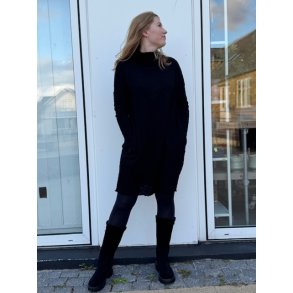 By Basics - 7501 dress wide roll neck - Black