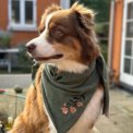 LULU�S LOVE - Cashmere small scarf flower - green