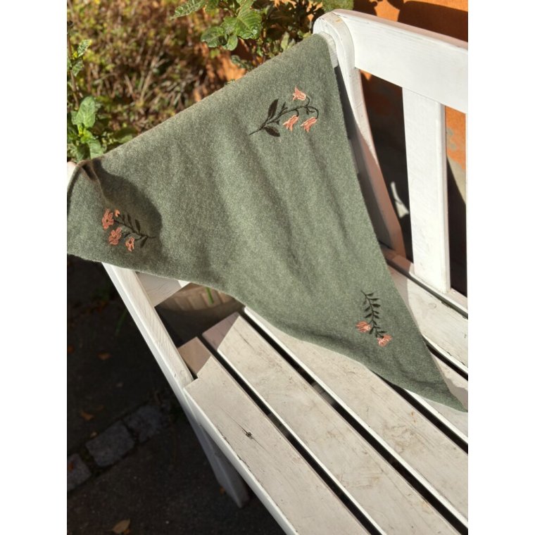 LULU�S LOVE - Cashmere small scarf flower - green