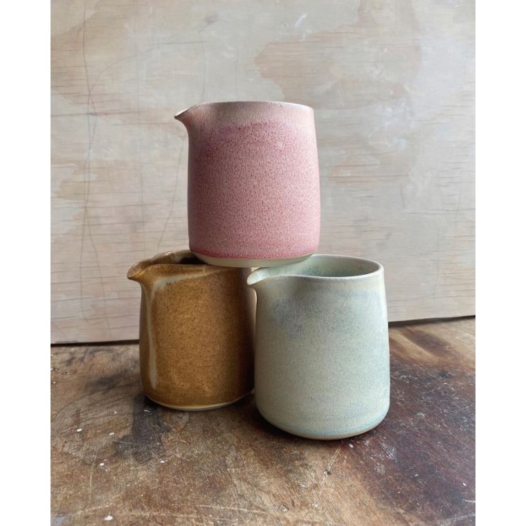 Julie Damhus Studio - Oda Hndlavet Mlkekande