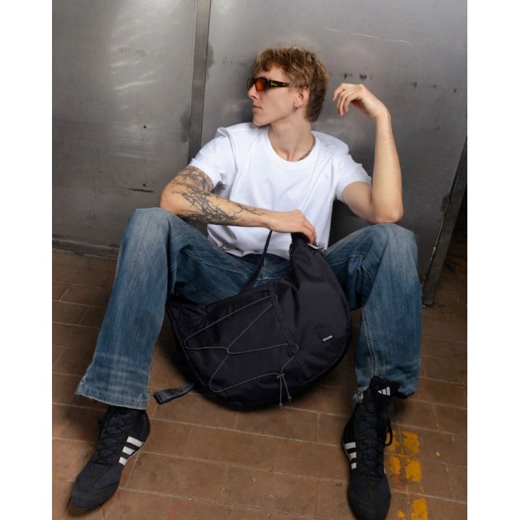 Kintobe - JUNO Half-moon bag - Black