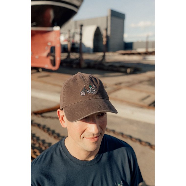 LAKOR - Forest Maxi Cap - Brown