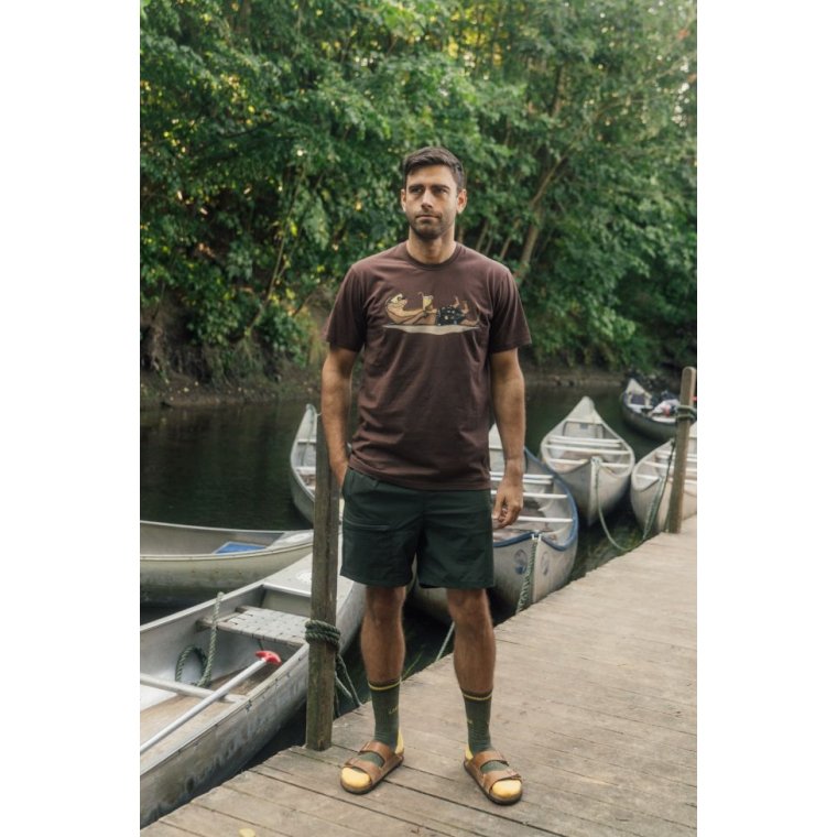 LAKOR - An Otter Vacation T-shirt - Chicory Coffee