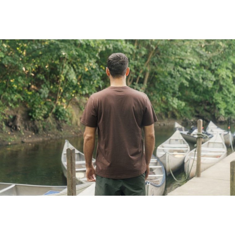 LAKOR - An Otter Vacation T-shirt - Chicory Coffee