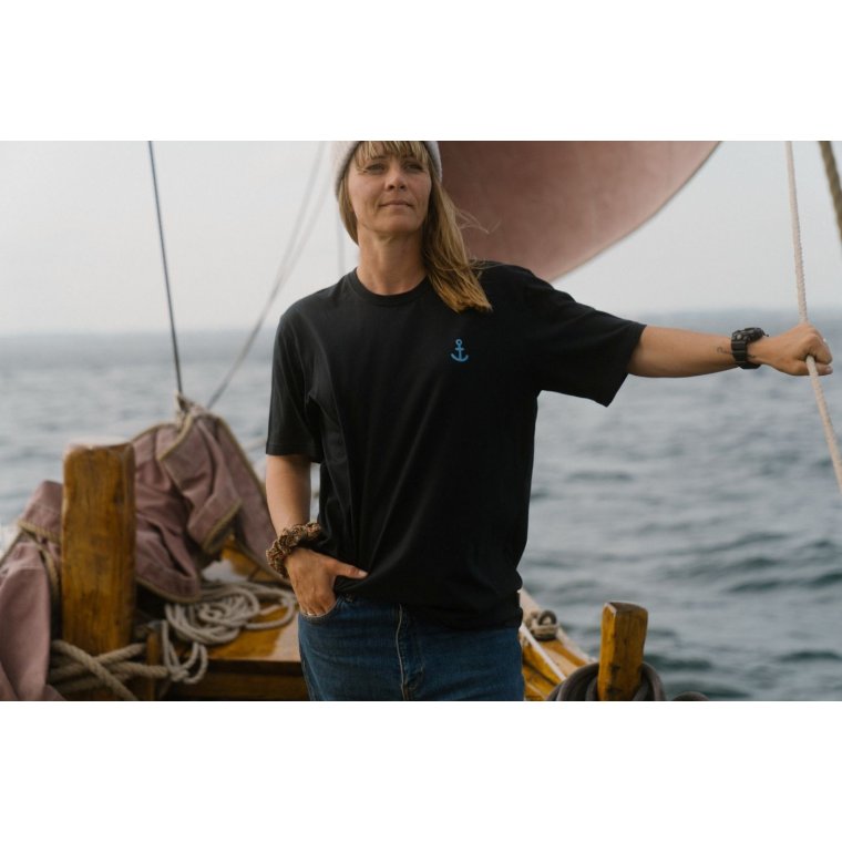 LAKOR - Back Flipping T-shirt - Moonless Night