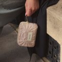 Manon Pouch