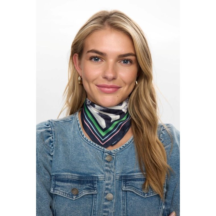 N�MPH - NUMOCHA SATIN SCARF - Cloud Dancer