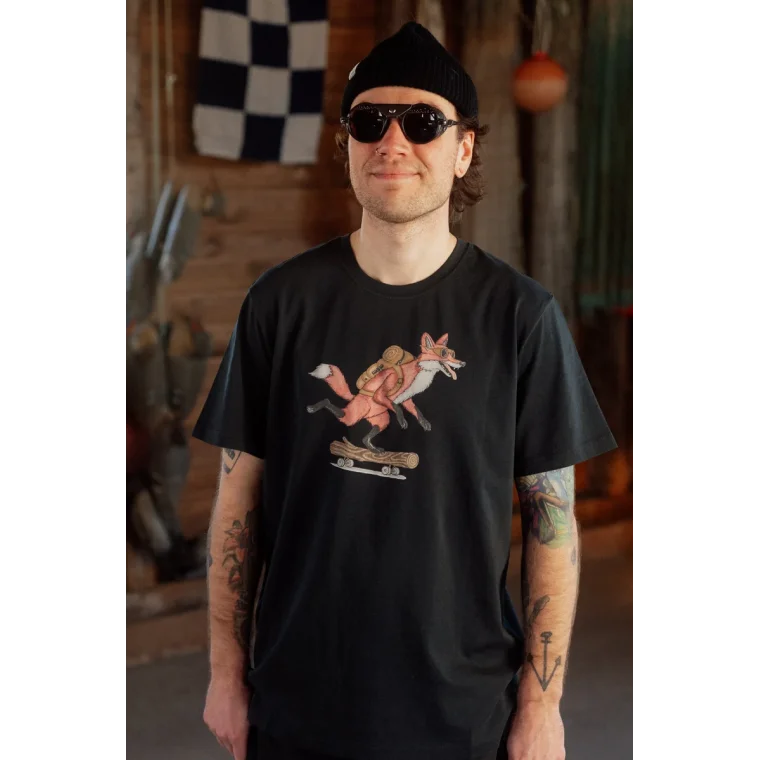 LAKOR - Pushing the Log T-shirt - Moonless Night