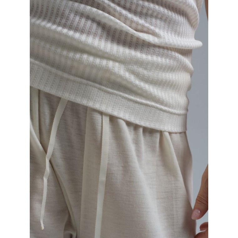 SEAMLESS BASIC - Silky Sofia - Off-White