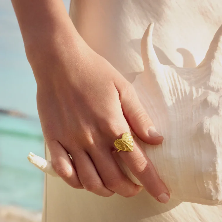 Maanesten - Cardissa Ring - Forgyldt