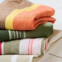 Ib Laursen - Viskestykke m/hvide, r�de, lyser�de og gr�nne striber