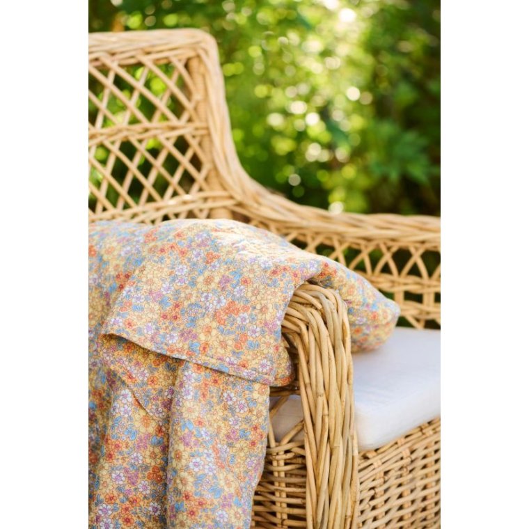 Ib Laursen - Quilt gul m/gule, bl�, orange og lilla blomster
