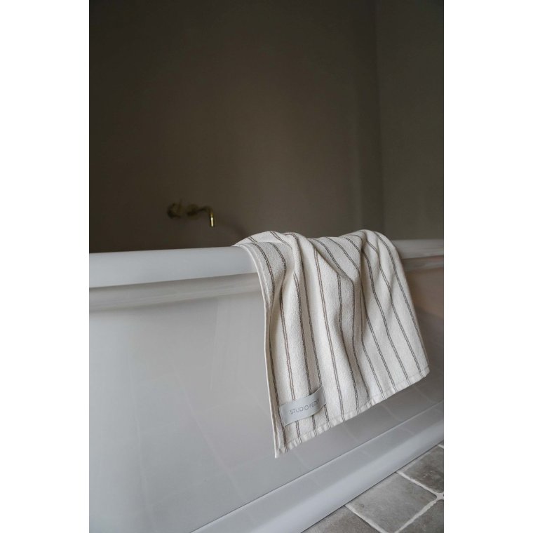 Studio Feder - UNA TOWEL - PEBBLE RAIN