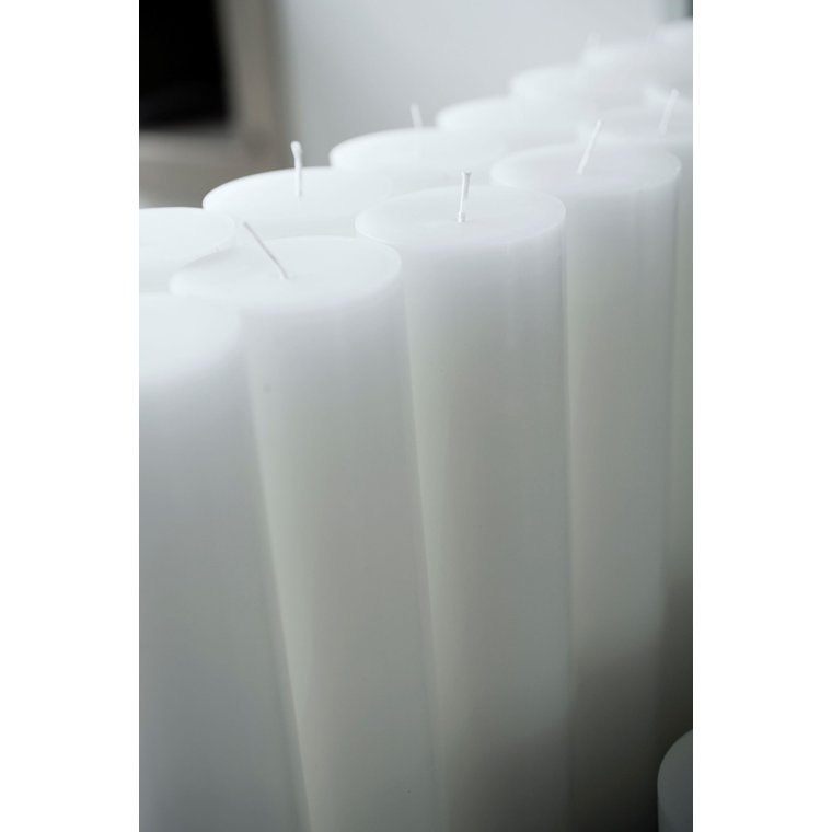 KunstIndustrien - Wax Altar Candles. =7 cm. H=24 cm. EN 15426