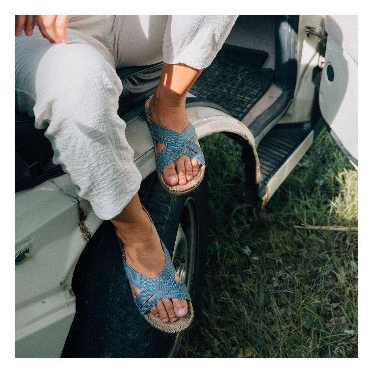 SHANGIES, WOMEN #1 - Blue dots