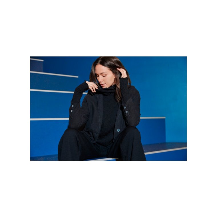 By Basics - 4501 Bubble Wool shirt wide w/large rollneck - black